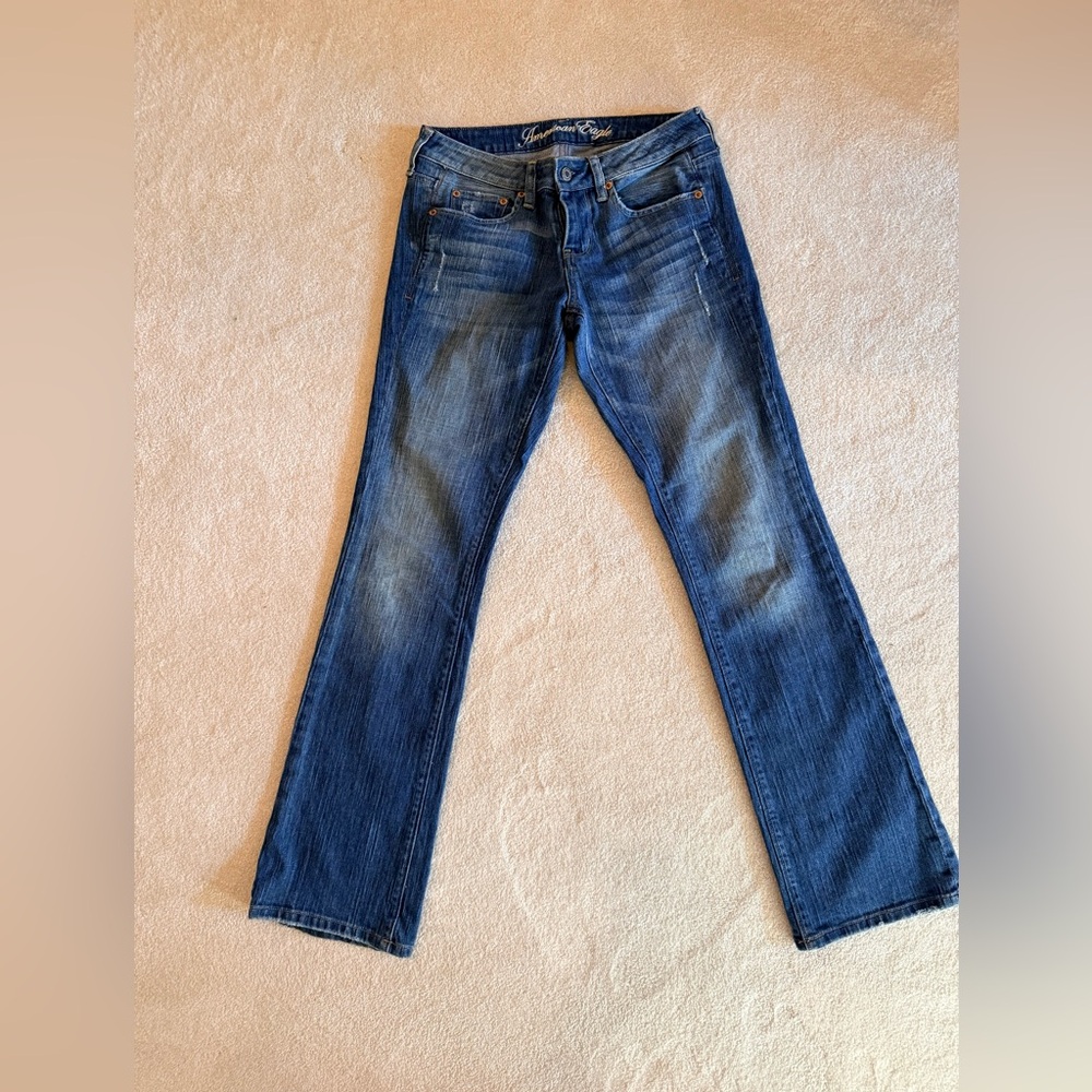 American Eagle Outfitters Women's Distressed Blue True Boot Denim Jeans SZ 2
